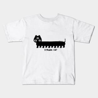 STRANGE CAT - loooooooong cat Kids T-Shirt